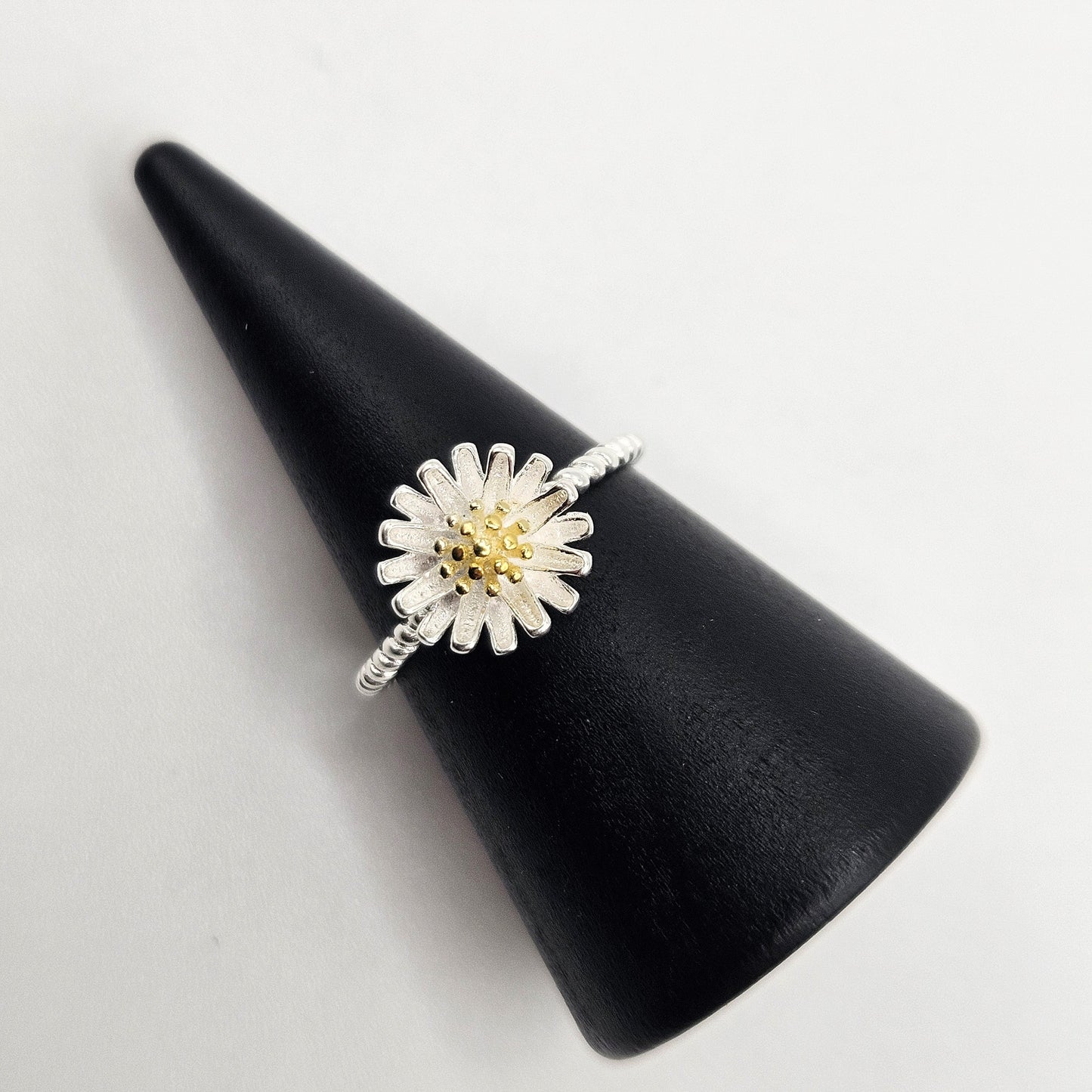 Daisy Ring