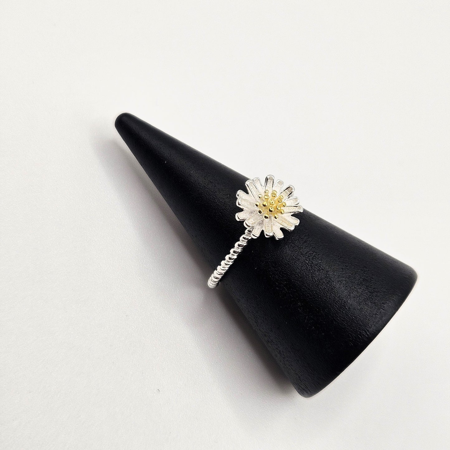 Daisy Ring