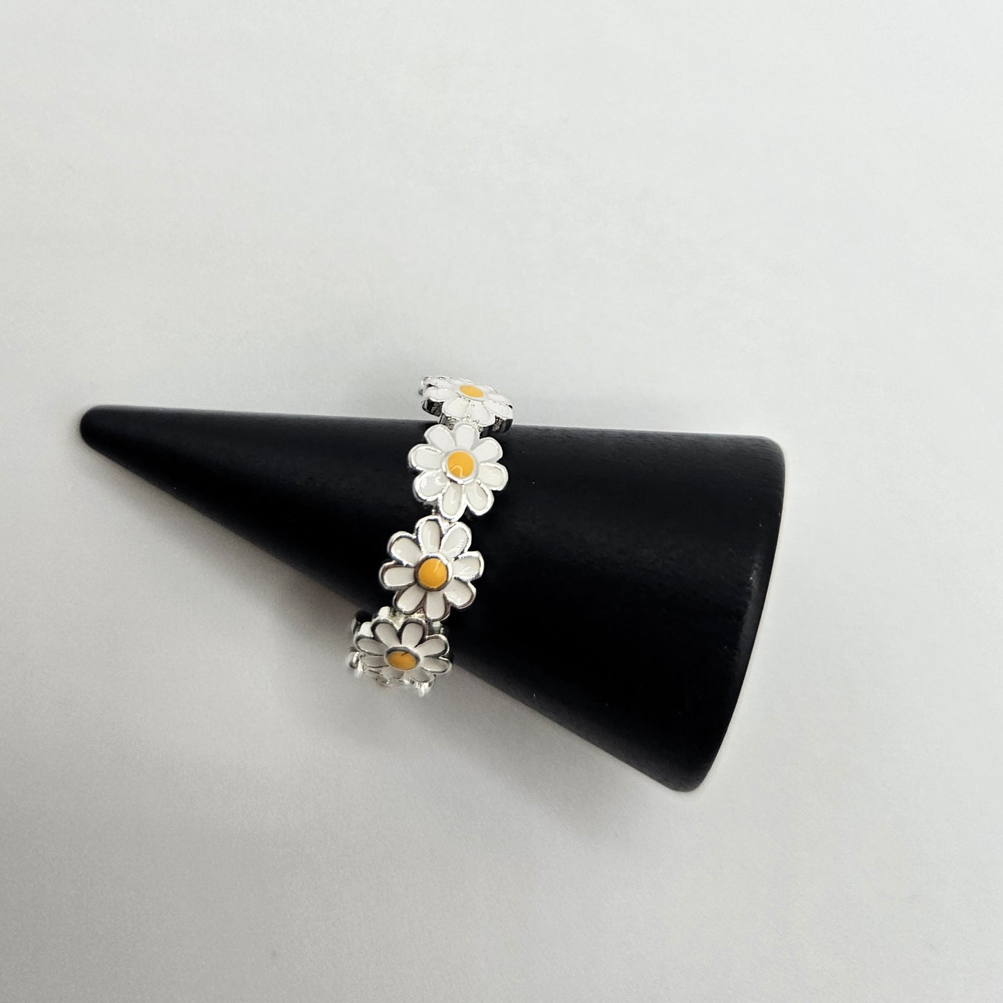 Daisy Chain Ring