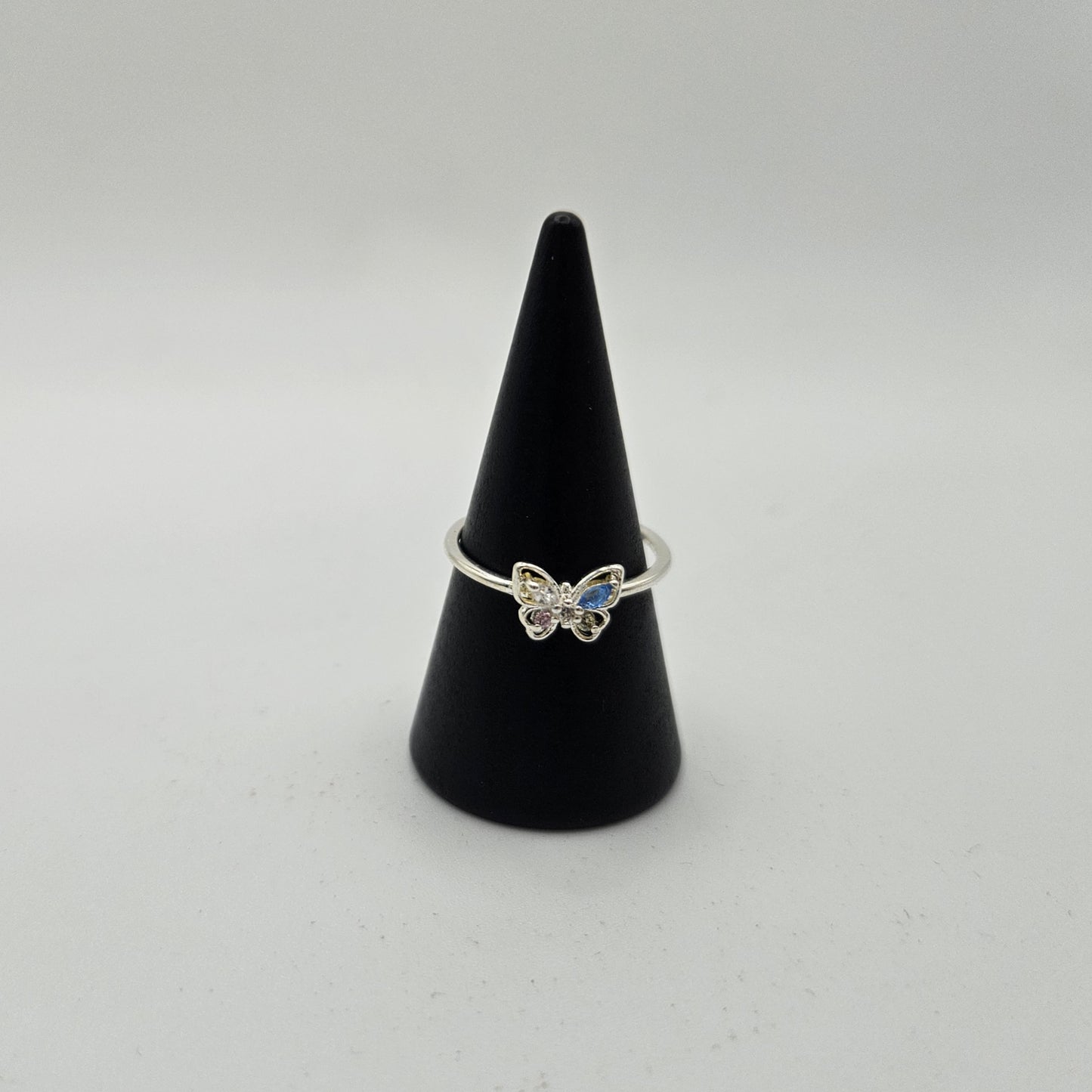 Cubic Butterfly Ring