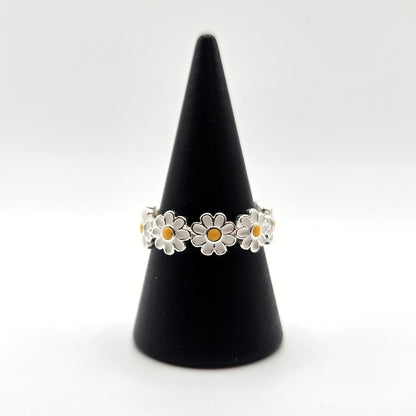 Daisy Chain Ring